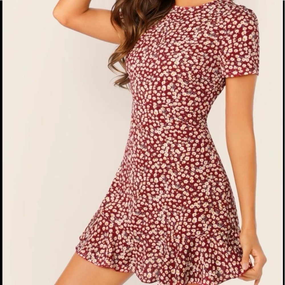 New floral print short sleeve mini dress - Picture 2 of 5